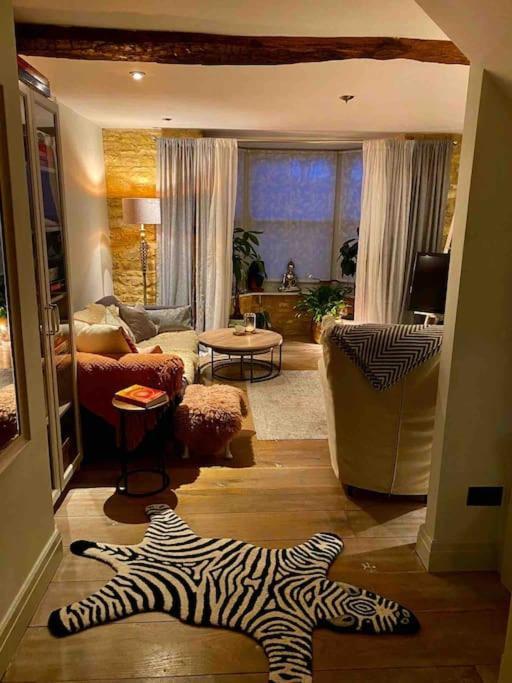 Historic Cotswold Chic Style For Uk Staycation Bourton-on-the-Water Zewnętrze zdjęcie