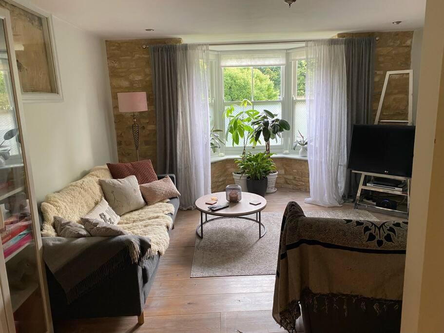 Historic Cotswold Chic Style For Uk Staycation Bourton-on-the-Water Zewnętrze zdjęcie
