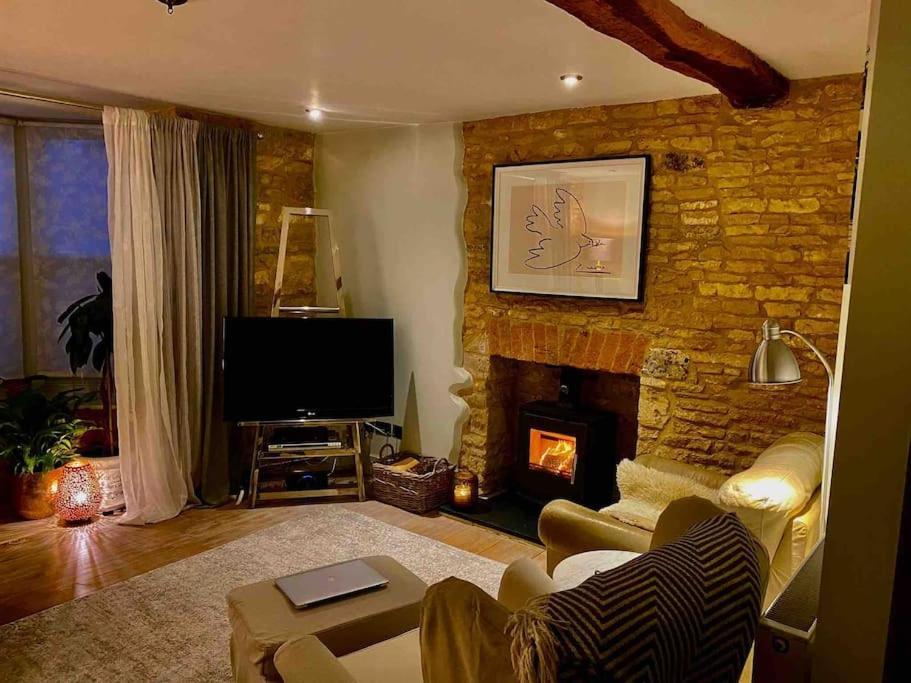Historic Cotswold Chic Style For Uk Staycation Bourton-on-the-Water Zewnętrze zdjęcie