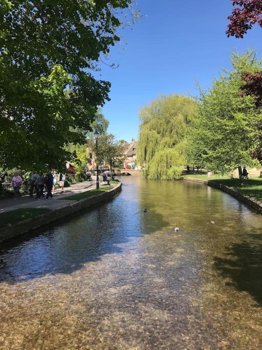 Historic Cotswold Chic Style For Uk Staycation Bourton-on-the-Water Zewnętrze zdjęcie